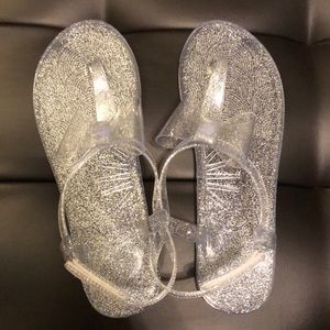 Big Girls jelly sandals size 6